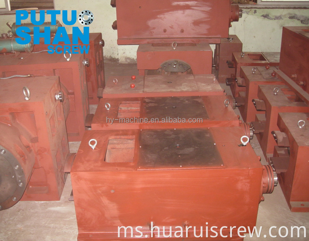 Kotak gear SZ Series untuk kerucut berkembar plastik Extruder Gearbox Series / gear box tinggi dan rendah